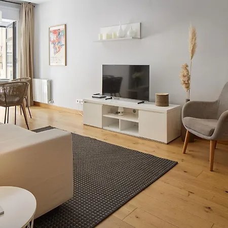 The Collection - Aura Apartment *