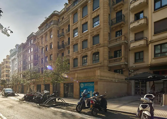 The Collection - Aura *